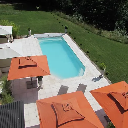 Chateau Chevalier Des Montys Bed & Breakfast