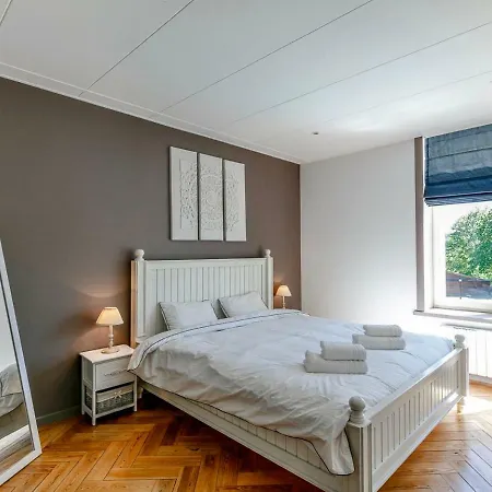Chateau Chevalier Des Montys Bed and breakfast Stavelot