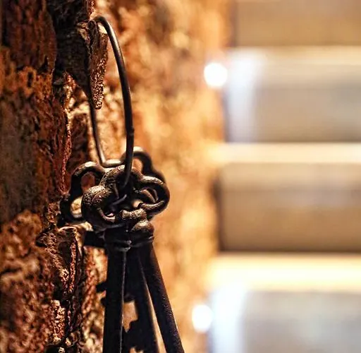 Chateau Chevalier Des Montys