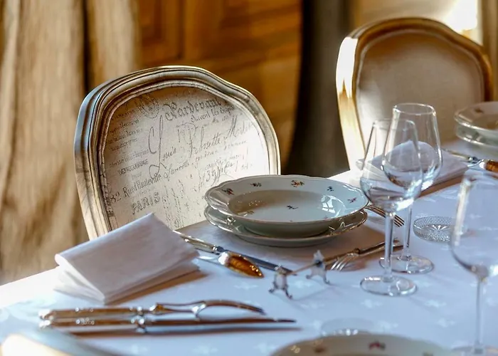 Bed & Breakfast Chateau Chevalier Des Montys 4*