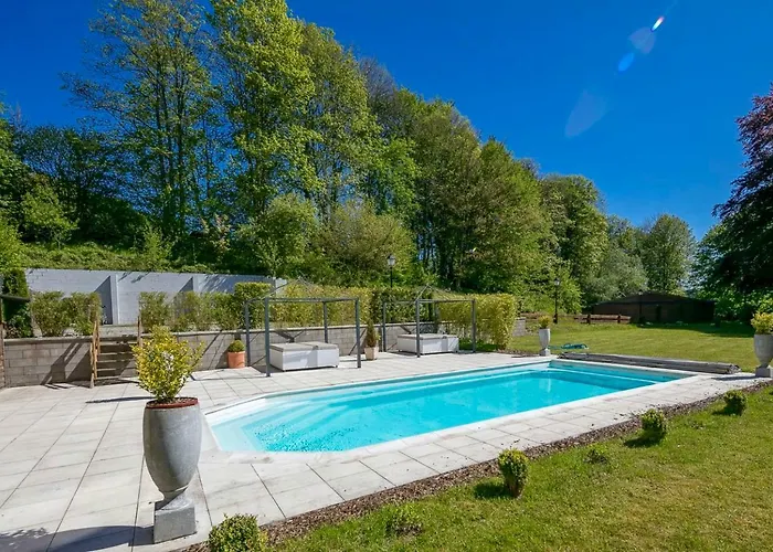 Chateau Chevalier Des Montys Bed & Breakfast Stavelot